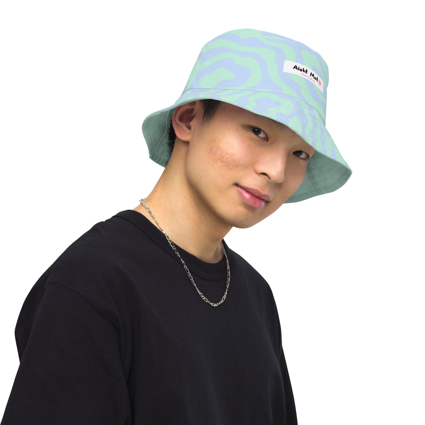 WAVY REVERSIBLE BUCKET HAT